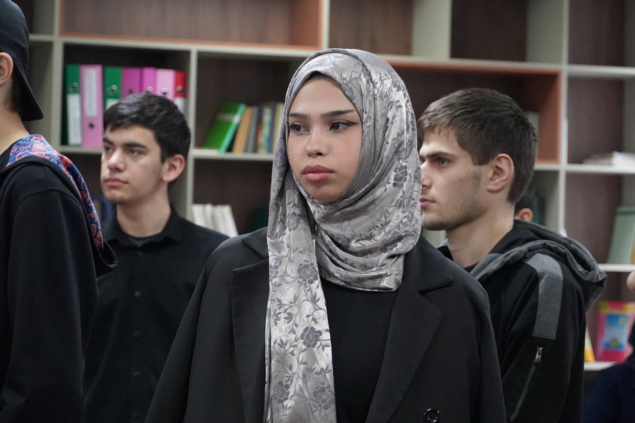 📚 Светлая память в сердцах: в ГПК отметили День белых журавлей